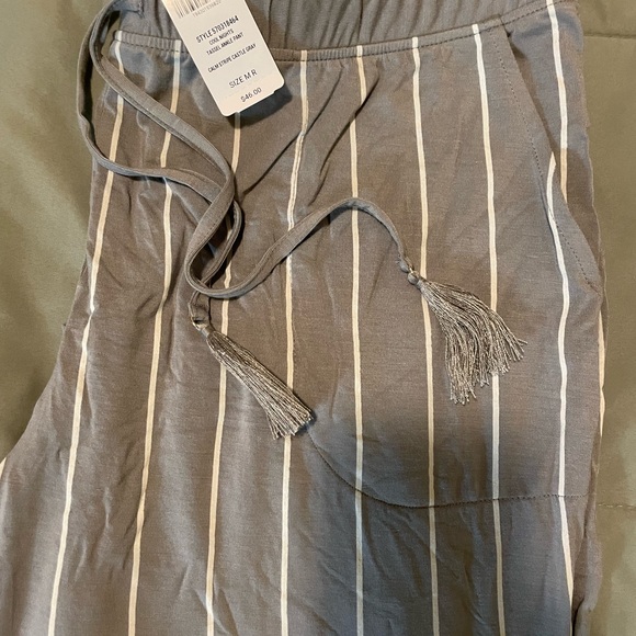 Soma NWT pajama set Ladies size Medium “Calm Stripe Castle Grey” - Picture 4 of 12